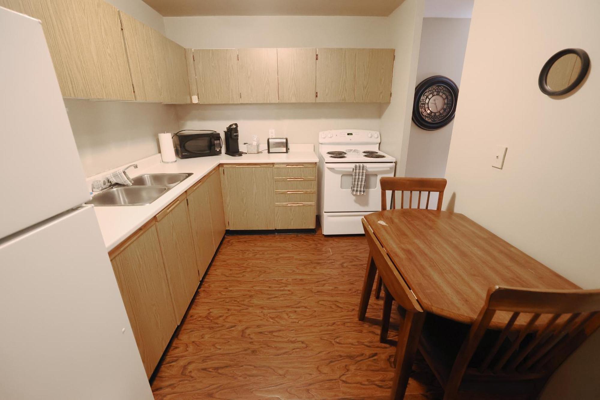 Paris Plaza Apartamento Elliot Lake Exterior foto