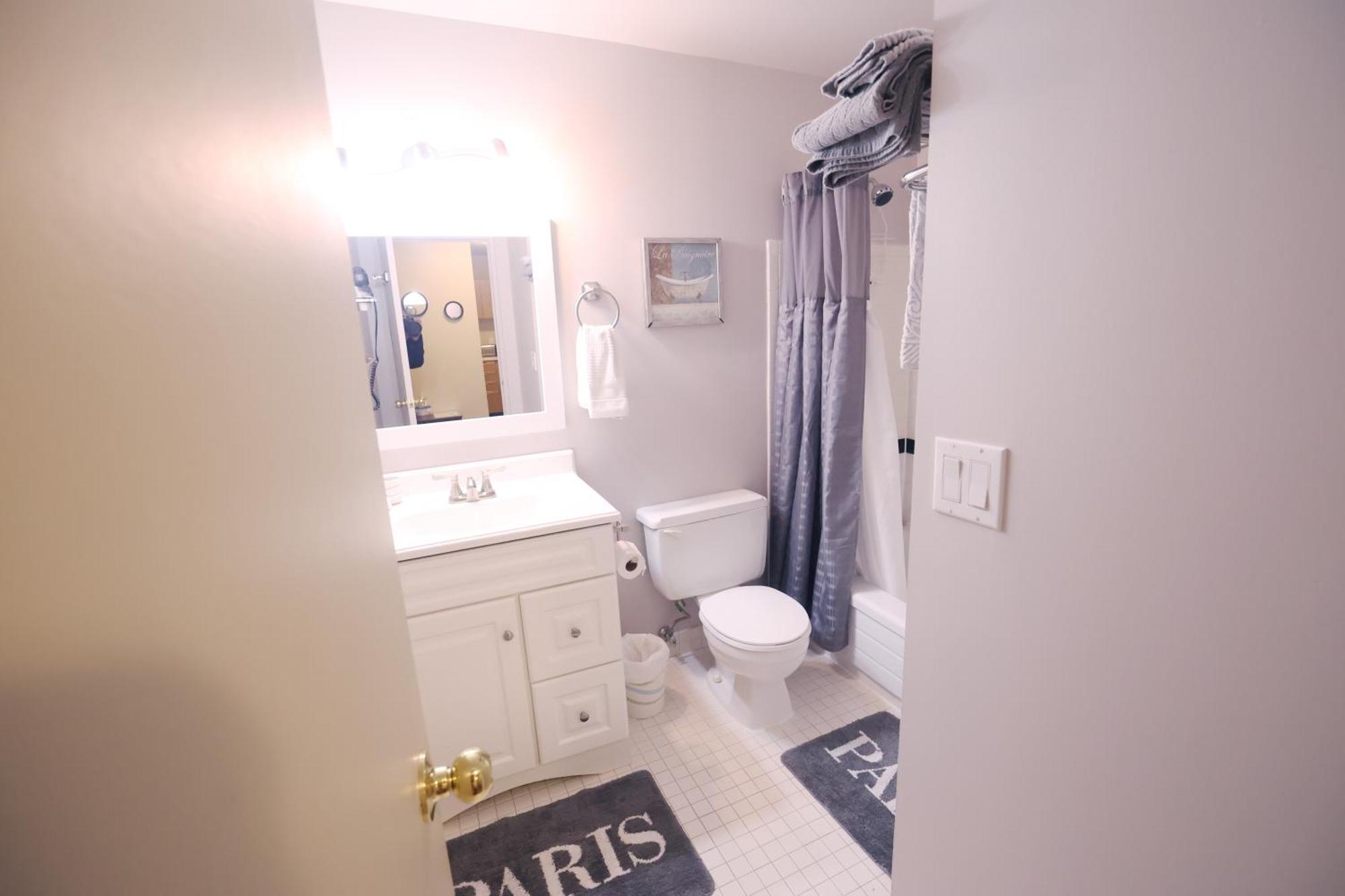 Paris Plaza Apartamento Elliot Lake Exterior foto