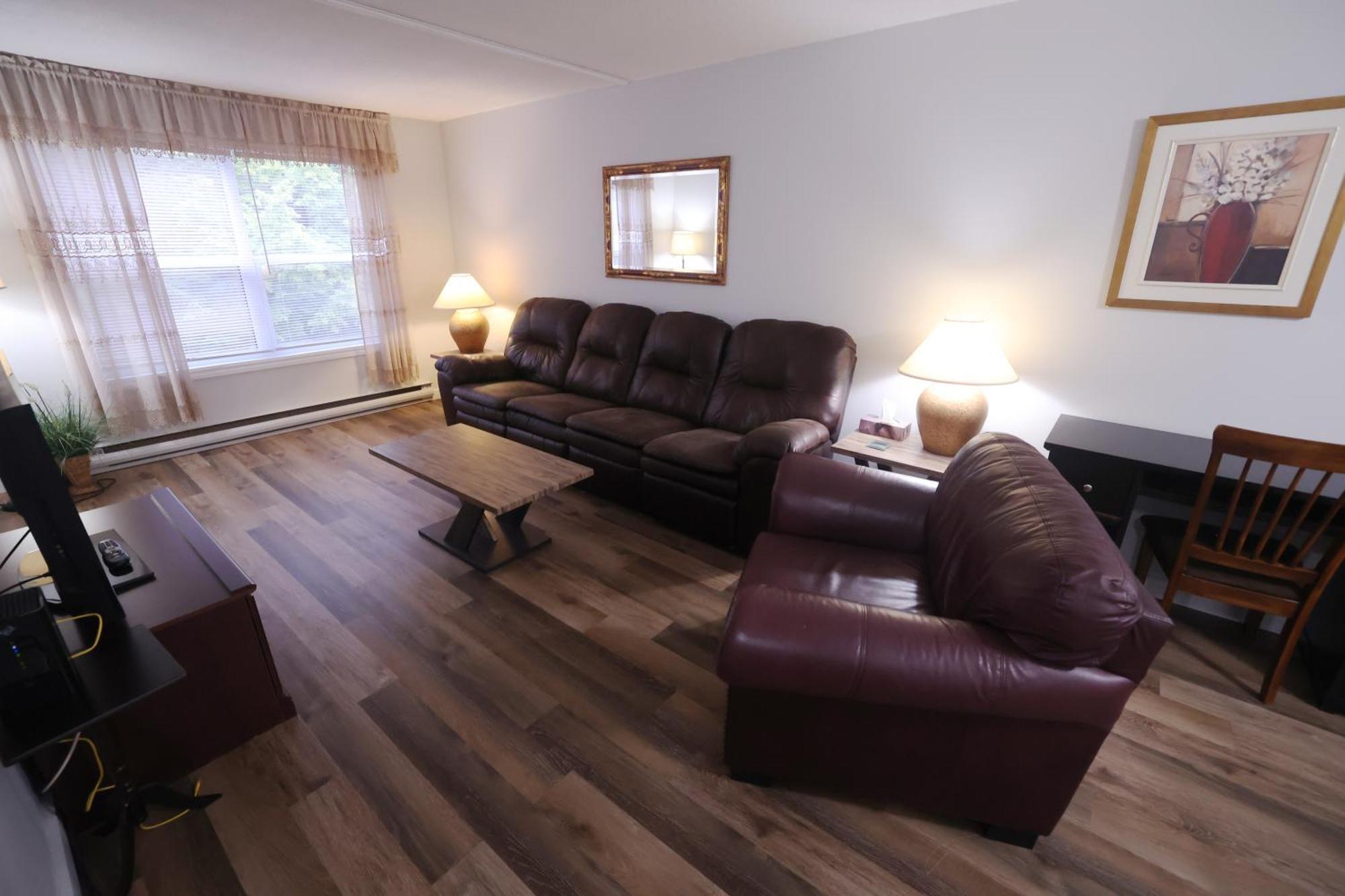 Paris Plaza Apartamento Elliot Lake Exterior foto