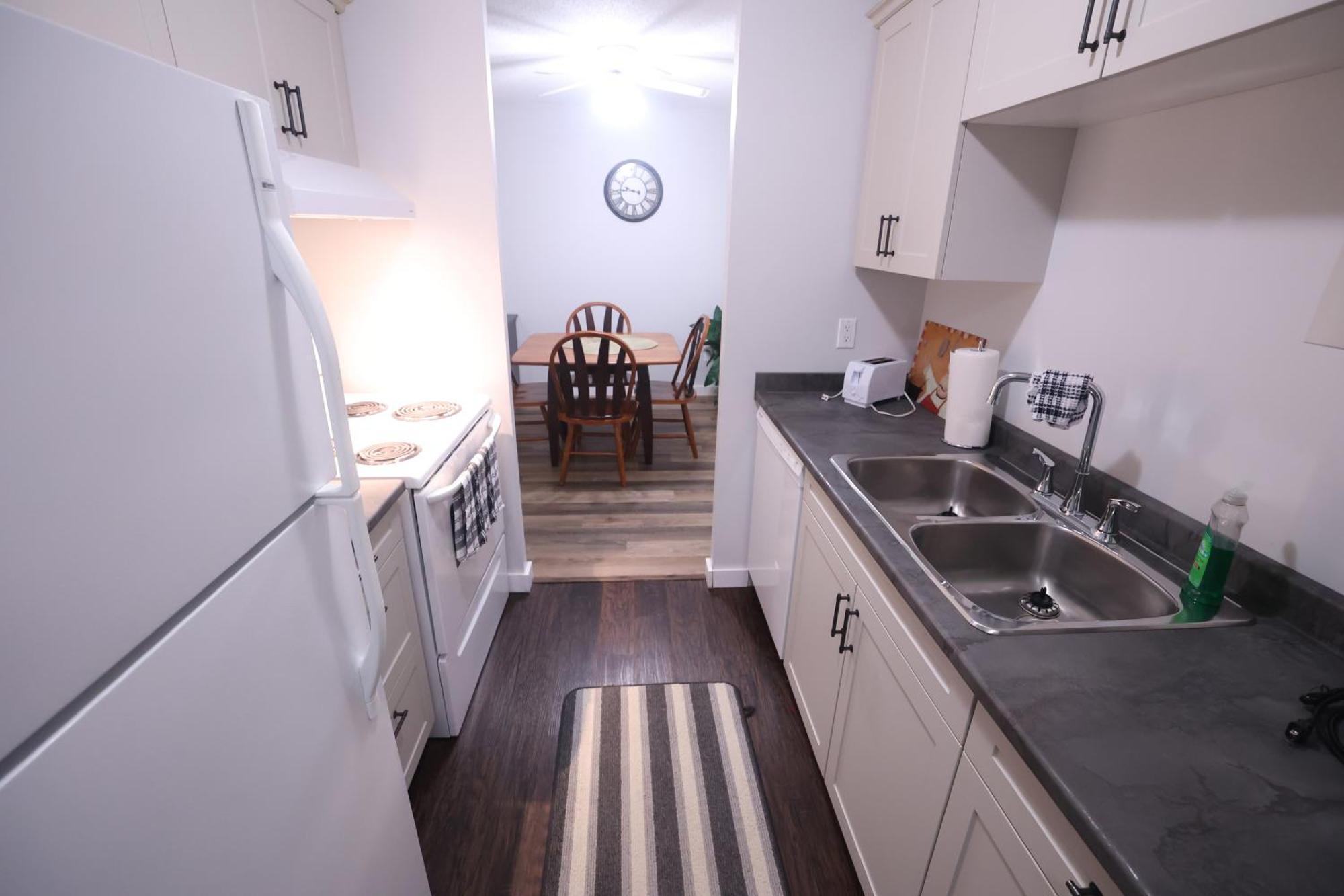Paris Plaza Apartamento Elliot Lake Exterior foto