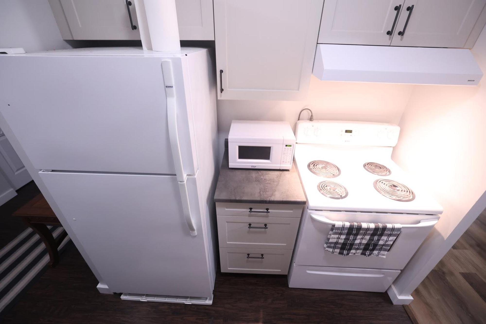 Paris Plaza Apartamento Elliot Lake Exterior foto
